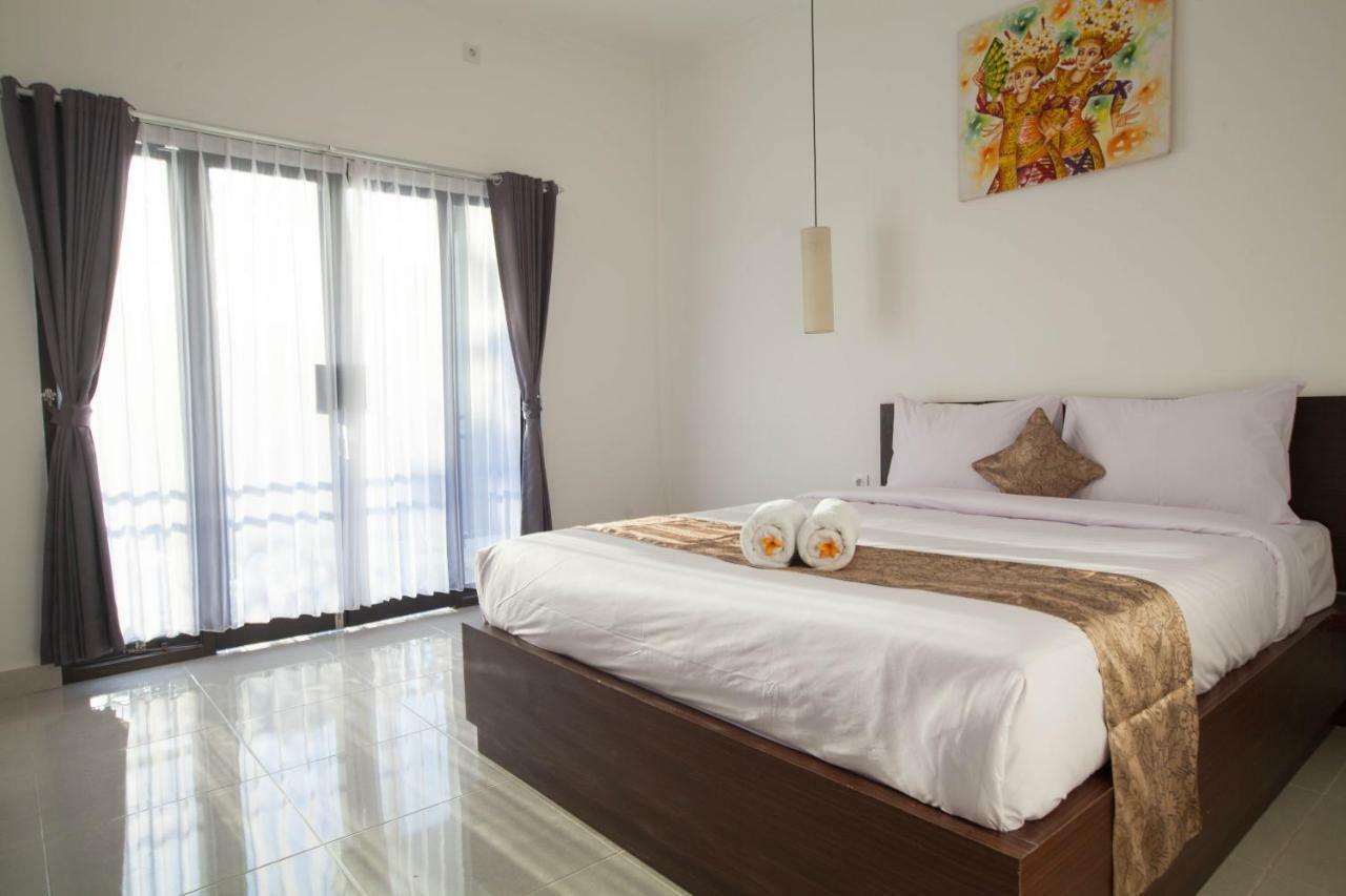 Yankee Fara 14 Hotel Семиняк Екстериор снимка