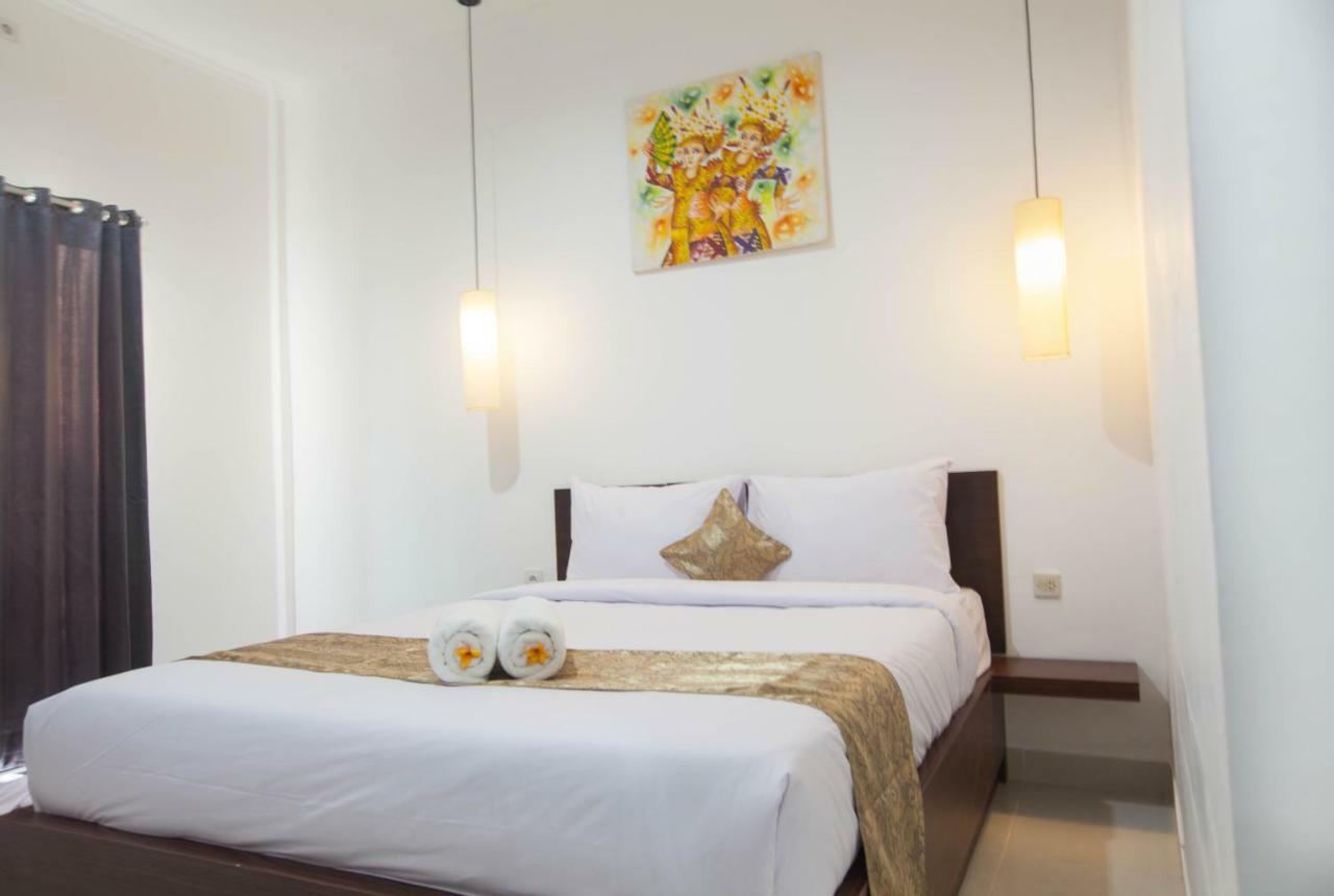 Yankee Fara 14 Hotel Семиняк Екстериор снимка